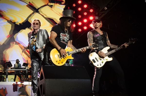 A Guns N’ Roses 2025 nyarán ismét meghódítja Budapestet! | Rockbook.hu